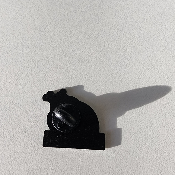 Modcloth "Thighs Before Pies" pin - Picture 2 of 3